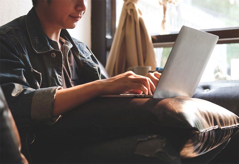 光只是在同一個空間